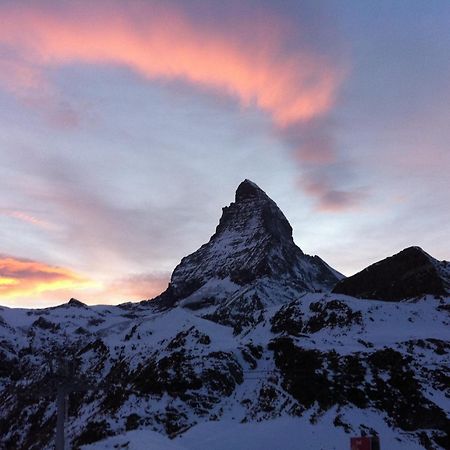 Hotel Schwarzsee زيرمات المظهر الخارجي الصورة